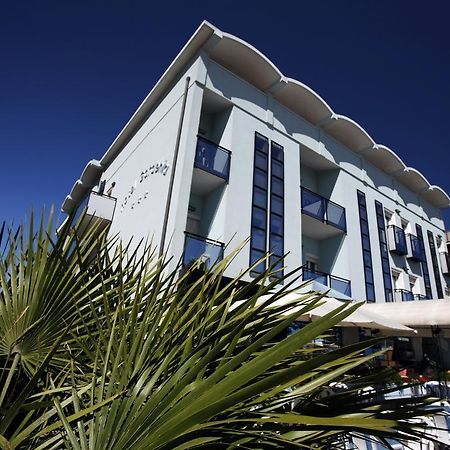 Hotel Gardenia Rimini Exterior photo