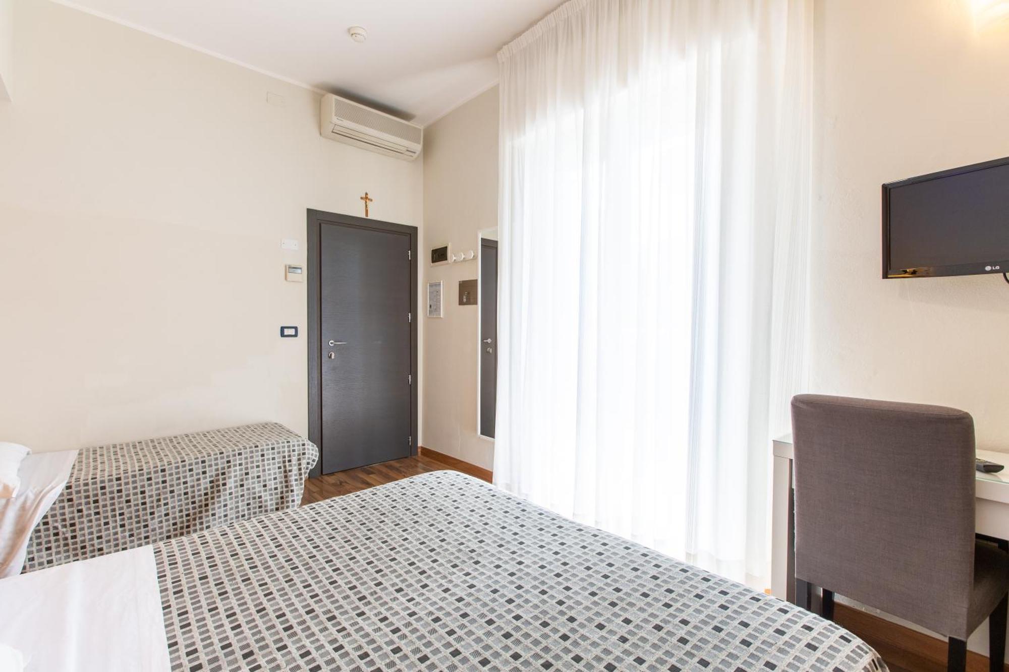 Hotel Gardenia Rimini Exterior photo