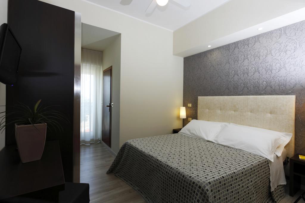 Hotel Gardenia Rimini Exterior photo